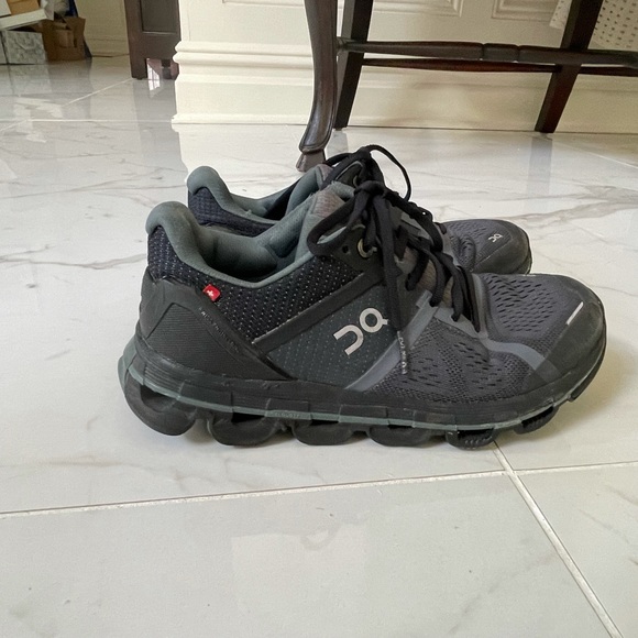 On Running Cloudace Graphite Wash/Navy size 6 - Picture 11 of 14